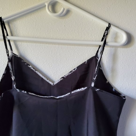 White House Black Market (Medium Black with white designs) - Picture 3 of 7